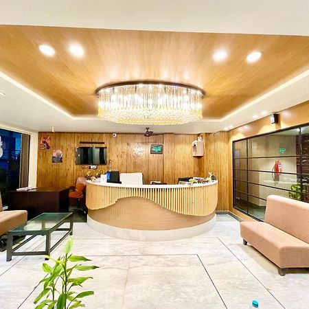 Hotel Rb International ! Puri Near-Sea-Beach-And-Temple Fully-Air-Conditioned-Hotel With-Lift-And-Card Payment Accepted-Parking-Facility, Best Hotel In Puri Eksteriør bilde