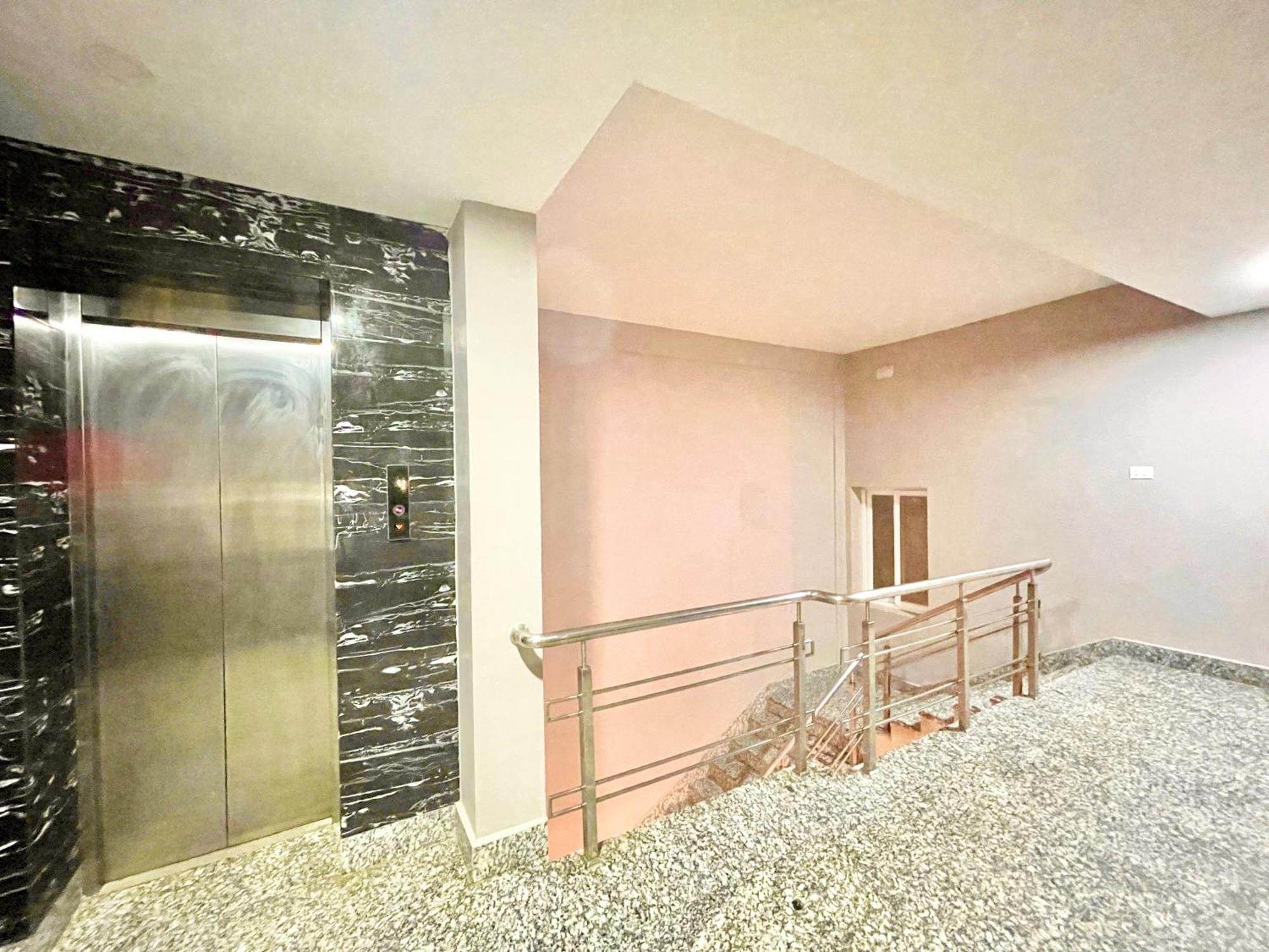 Hotel Rb International ! Puri Near-Sea-Beach-And-Temple Fully-Air-Conditioned-Hotel With-Lift-And-Card Payment Accepted-Parking-Facility, Best Hotel In Puri Eksteriør bilde