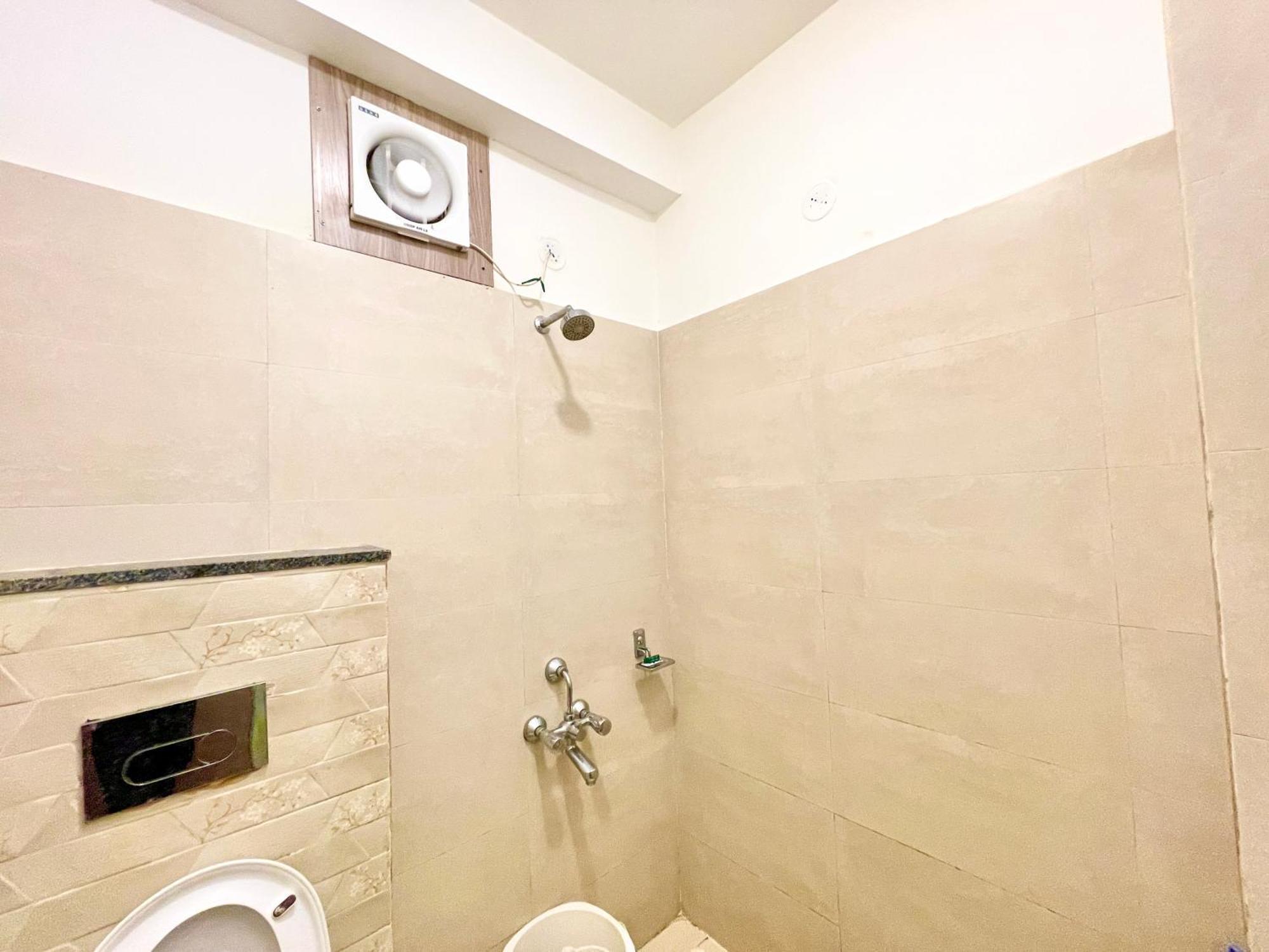 Hotel Rb International ! Puri Near-Sea-Beach-And-Temple Fully-Air-Conditioned-Hotel With-Lift-And-Card Payment Accepted-Parking-Facility, Best Hotel In Puri Eksteriør bilde
