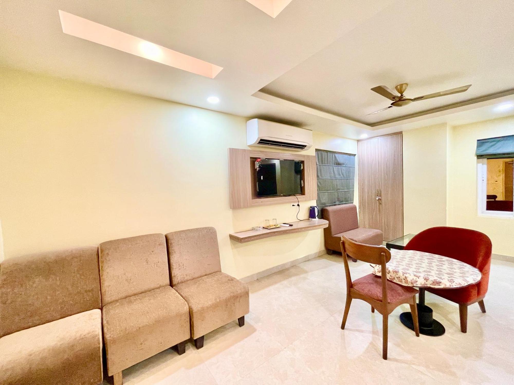Hotel Rb International ! Puri Near-Sea-Beach-And-Temple Fully-Air-Conditioned-Hotel With-Lift-And-Card Payment Accepted-Parking-Facility, Best Hotel In Puri Eksteriør bilde